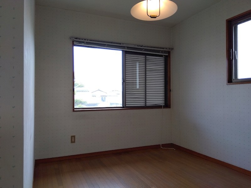 大字金屋戸建 内観写真（リビング以外の居室）