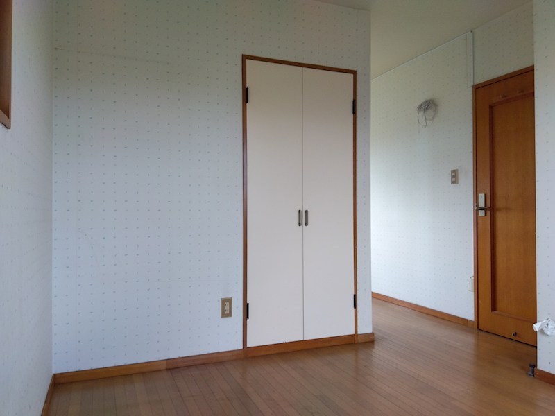 大字金屋戸建 内観写真（リビング以外の居室）