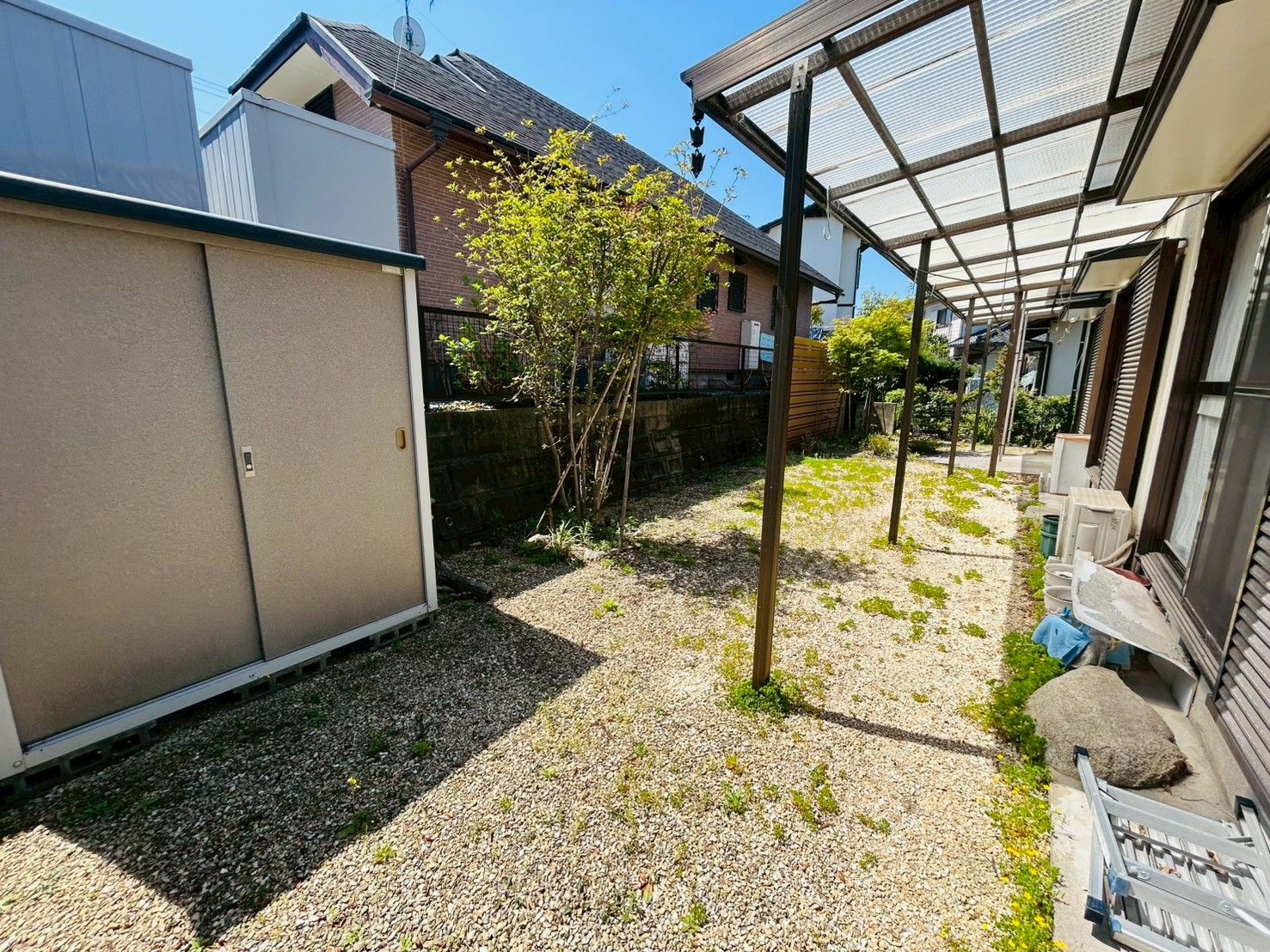 浅川一丁目戸建 現地写真（庭）