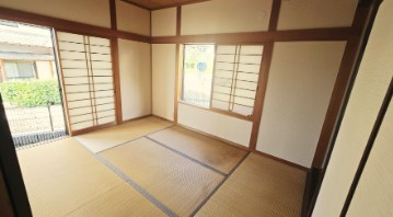 海老津駅南一丁目戸建 内観写真（リビング以外の居室）
