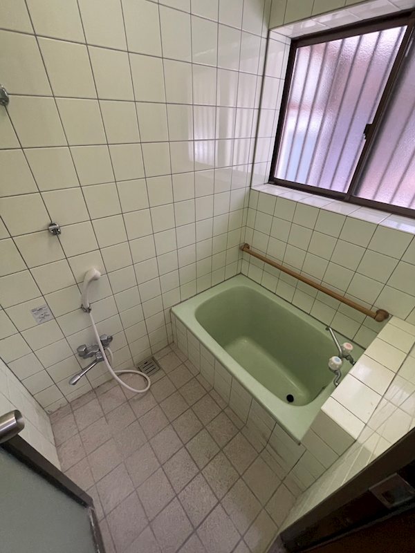 羽山二丁目9番戸建 内観写真（浴室）