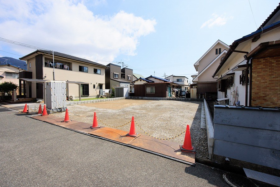 横代北町二丁目新築戸建12号地 現地写真（前面道路含む現地写真）