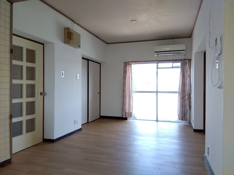 井堀南団地1棟 内観写真（リビング）