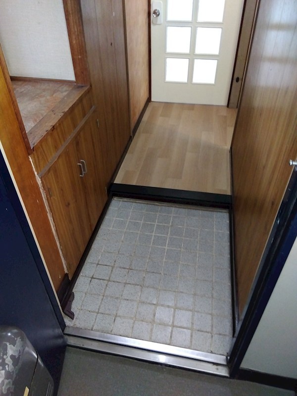 井堀南団地1棟 現地写真（玄関）