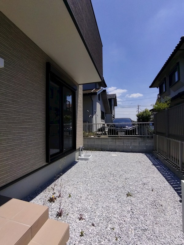 高須東一丁目戸建 現地写真（庭）
