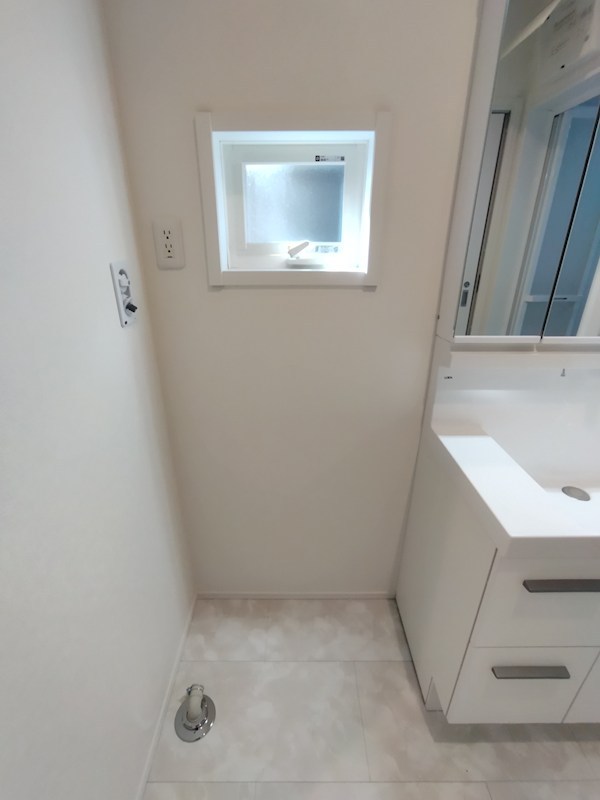 高須東一丁目戸建 内観写真（洗面台・洗面所）