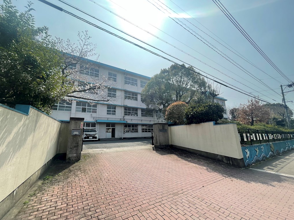 サンパーク青山 小学校