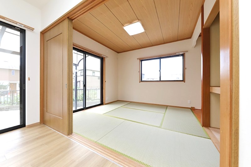 東貫二丁目10番戸建  内観写真（リビング以外の居室）