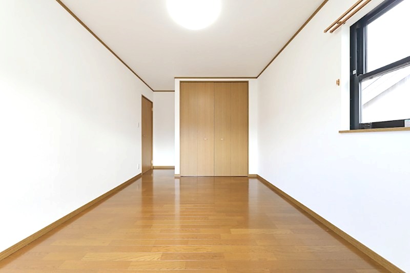 東貫二丁目10番戸建  内観写真（リビング以外の居室）