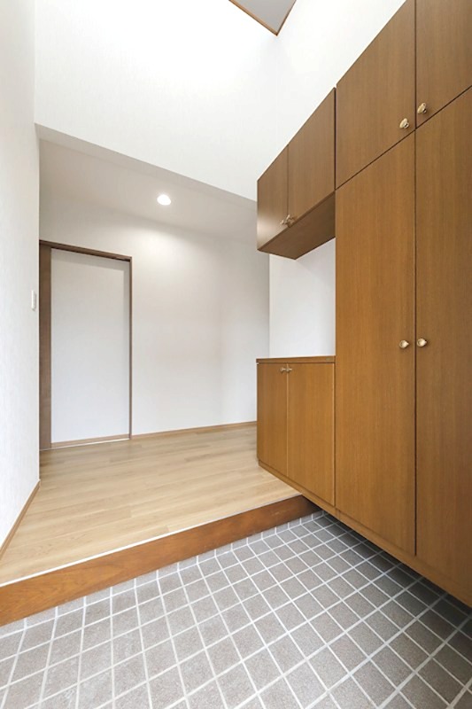 東貫二丁目10番戸建  現地写真（玄関）