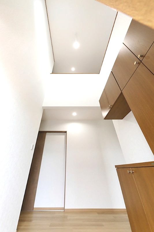 東貫二丁目10番戸建  現地写真（玄関）