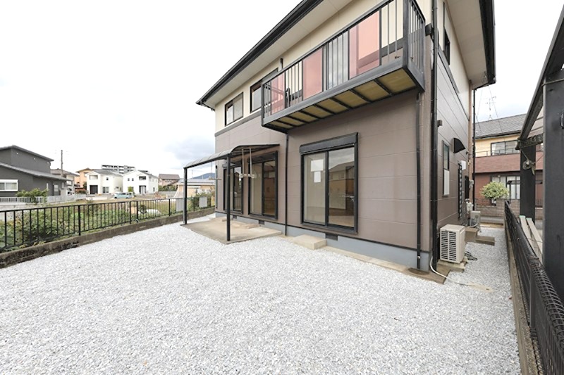 東貫二丁目10番戸建  現地写真（庭）