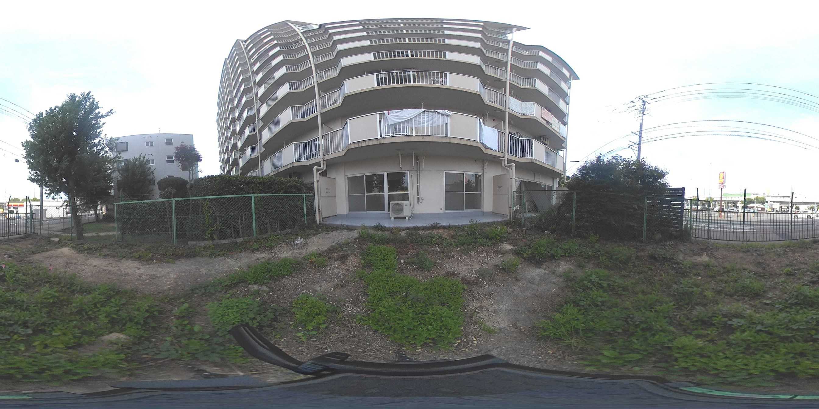 日商岩井リバーサイドマンションA棟  現地写真（庭）