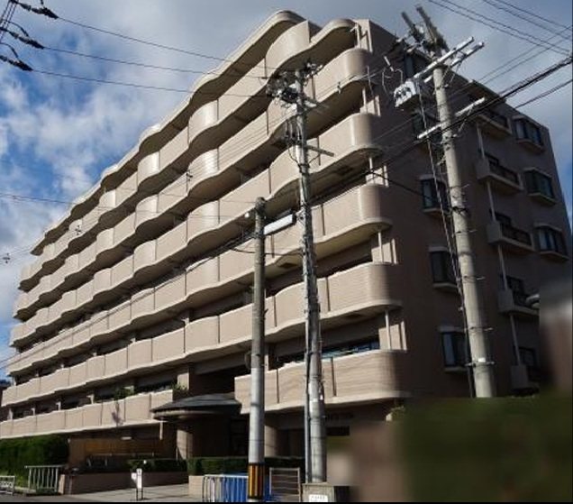 ライオンズマンション上桂 外観写真