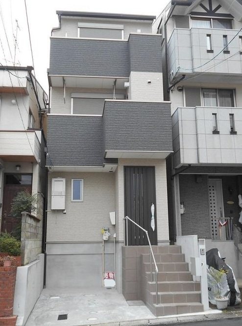 物集女町出口 外観写真
