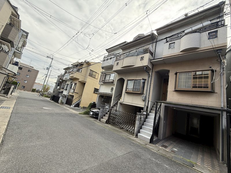 松室荒堀町 その他