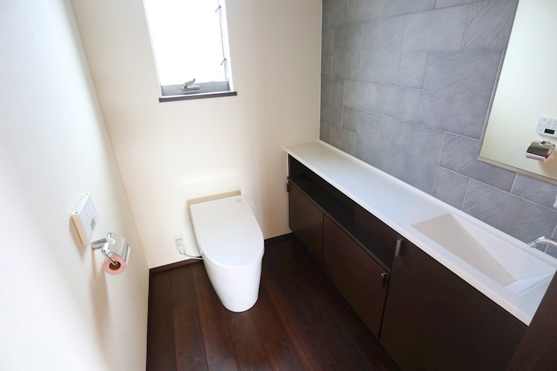 甲賀市甲南町野田中古戸建ヘーベルハウス 内観写真（トイレ）