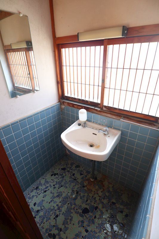 甲賀市甲賀町神　日本家屋 内観写真（洗面台・洗面所）