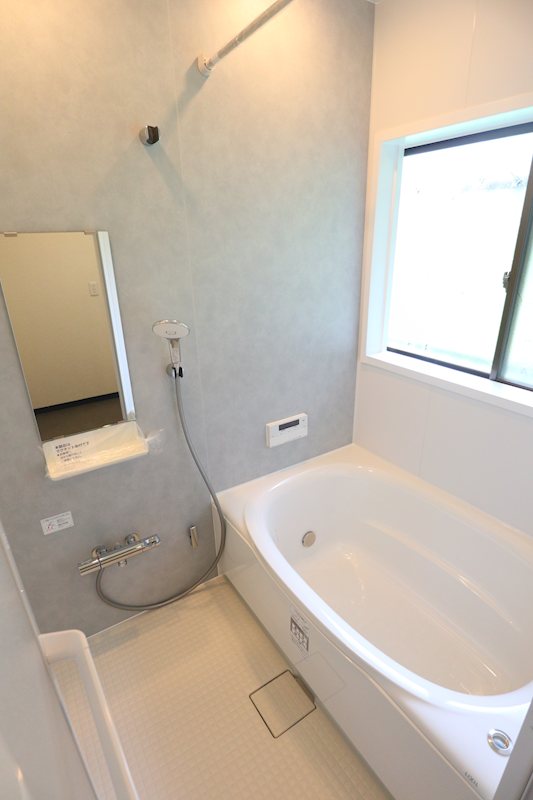 甲南町耕心3丁目リフォーム物件 内観写真（浴室）