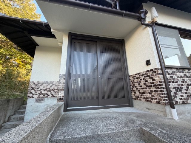 甲南町耕心3丁目リフォーム物件 現地写真（玄関）