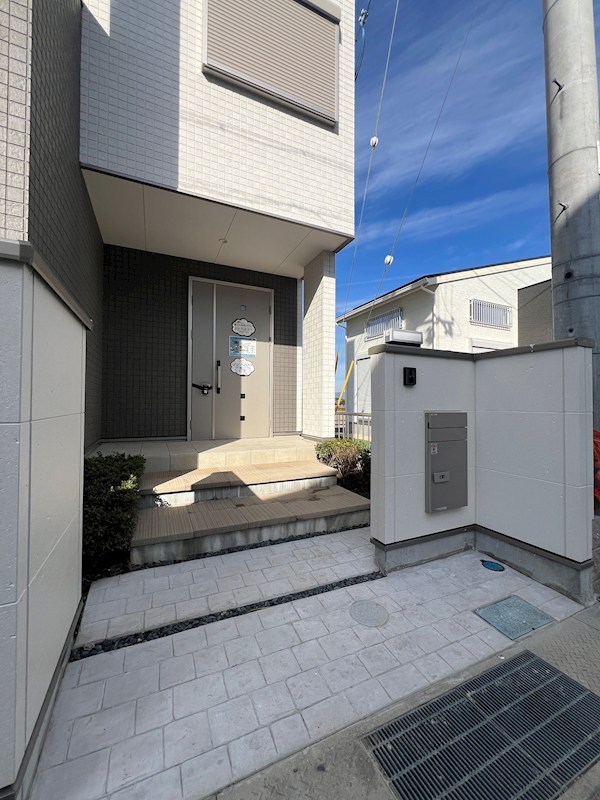 木川町 築後未入居戸建 【6号地】 現地写真（玄関）
