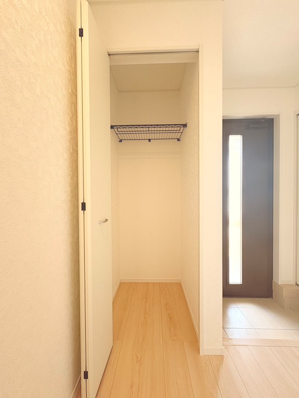 甲賀市甲賀町大原中第１　１号棟・2号棟・3号棟 内観写真（収納）