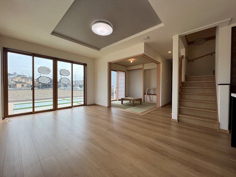 守山市小島町 築後未入居戸建 内観写真（リビング）