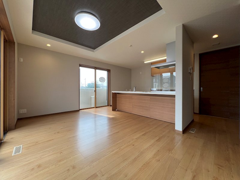守山市焔魔堂町　未入居戸建 内観写真（リビング）