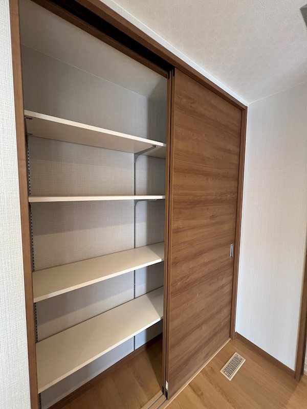 守山市焔魔堂町　未入居戸建 内観写真（収納）