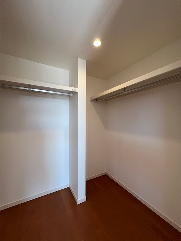 守山市播磨田町　新築戸建 内観写真（収納）