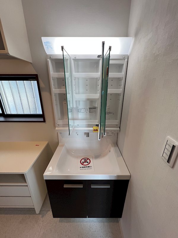 守山市小島町　新築戸建 内観写真（洗面台・洗面所）