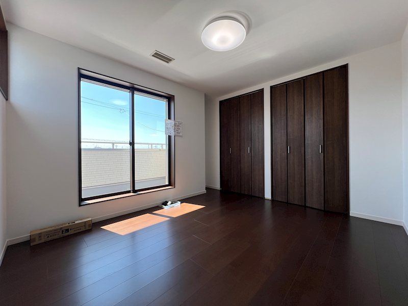 守山市小島町　新築戸建 内観写真（リビング以外の居室）