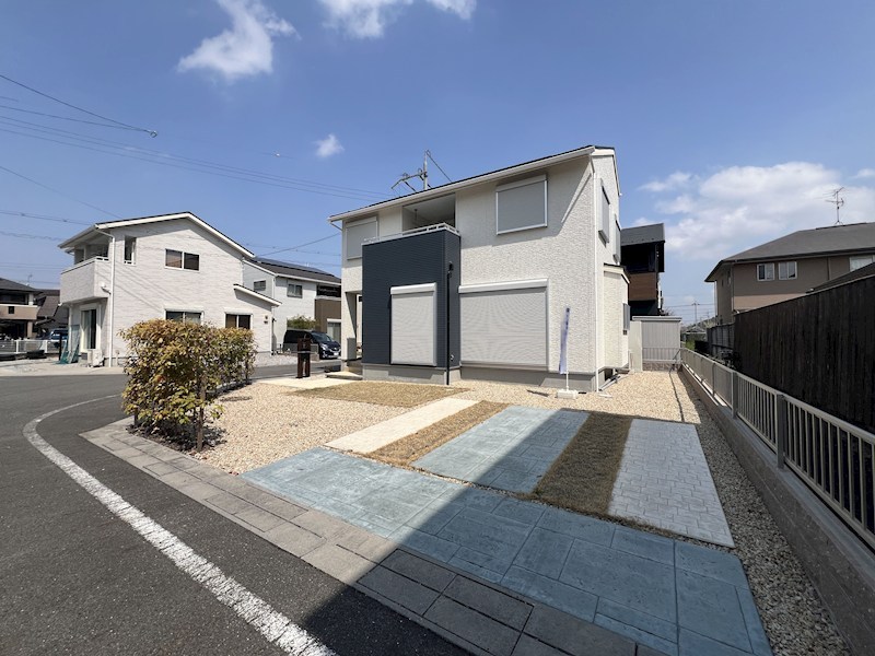三上 築後未入居戸建 【2-6号地】 現地写真（前面道路含む現地写真）