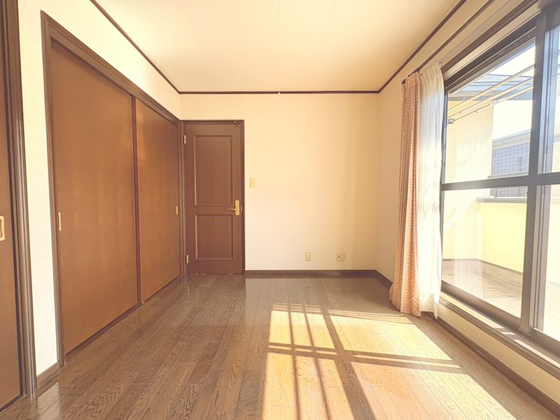 湖南市菩提寺西3丁目　中古戸建 内観写真（リビング以外の居室）