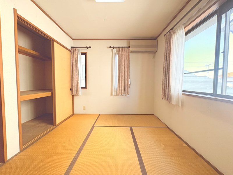 湖南市菩提寺西3丁目　中古戸建 内観写真（リビング以外の居室）