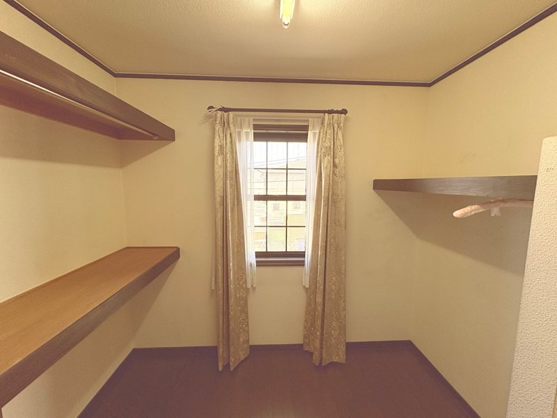 湖南市菩提寺西3丁目　中古戸建 内観写真（収納）