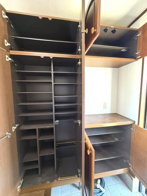 甲賀市甲南町希望ヶ丘本町5丁目　中古戸建 内観写真（収納）