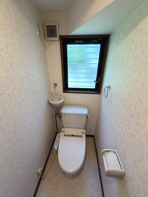 甲賀市甲南町希望ヶ丘本町5丁目　中古戸建 内観写真（トイレ）