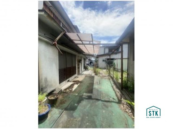 甲府市国母5丁目　土地 現地写真