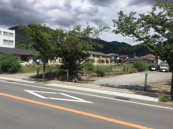 甲府市大手1丁目　売地 現地写真（前面道路含む現地写真）