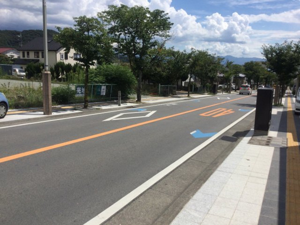甲府市大手1丁目　売地 現地写真（前面道路含む現地写真）