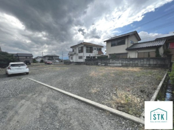 甲府市岩窪町　売地 現地写真