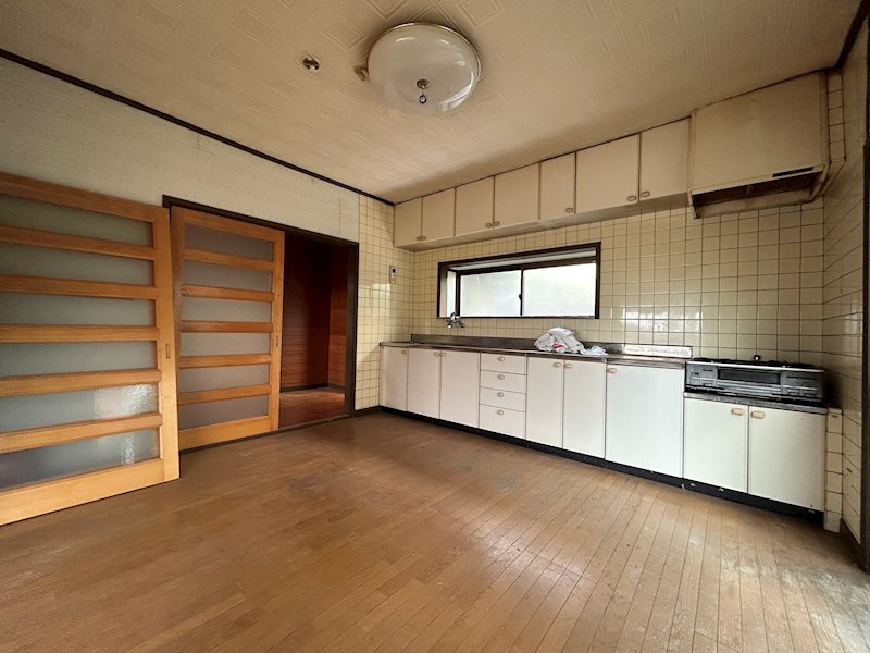 韮崎市龍岡町下條南割　中古 内観写真（リビング）