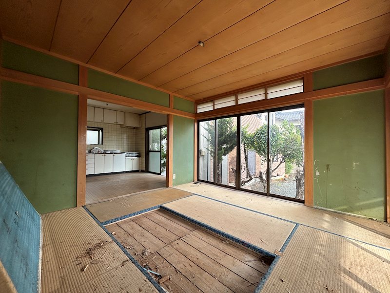 韮崎市龍岡町下條南割　中古 内観写真（リビング以外の居室）