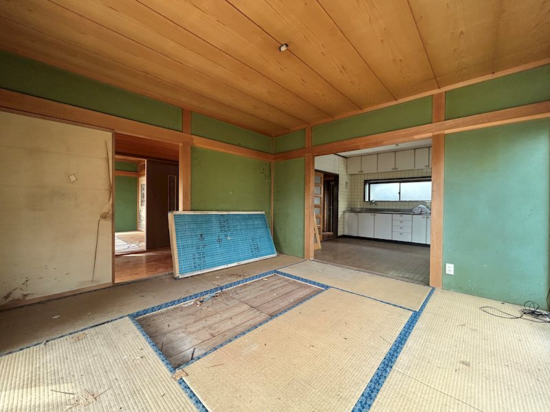韮崎市龍岡町下條南割　中古 内観写真（リビング以外の居室）