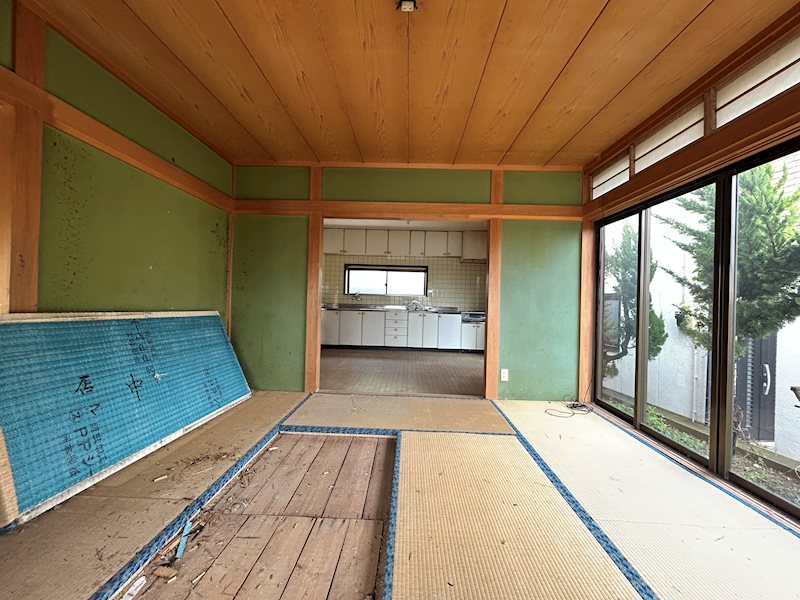 韮崎市龍岡町下條南割　中古 内観写真（リビング以外の居室）