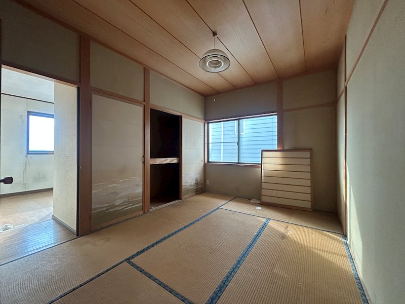 韮崎市龍岡町下條南割　中古 内観写真（リビング以外の居室）