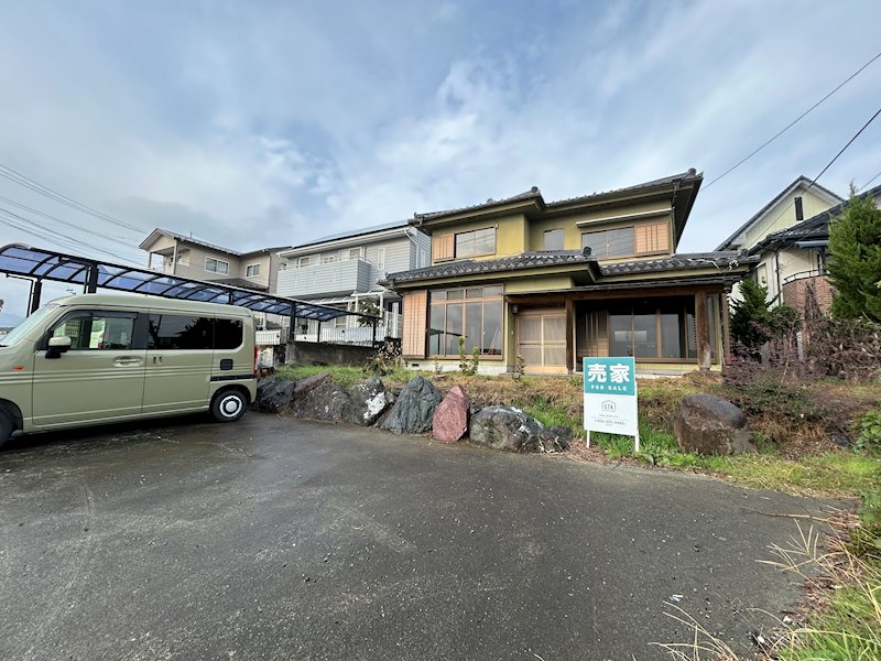 韮崎市龍岡町下條南割　中古 現地写真