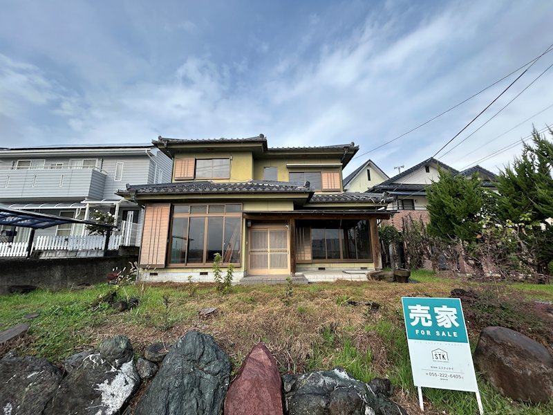 韮崎市龍岡町下條南割　中古 現地写真