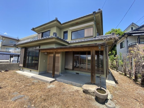 韮崎市龍岡町下條南割　中古 現地写真